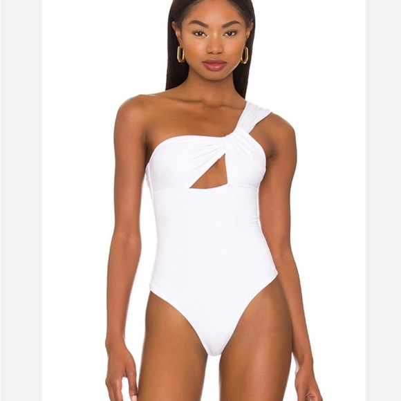 Superdown Jimena One Shoulder Bodysuit White Size Small Revolve NEW - Picture 1 of 5